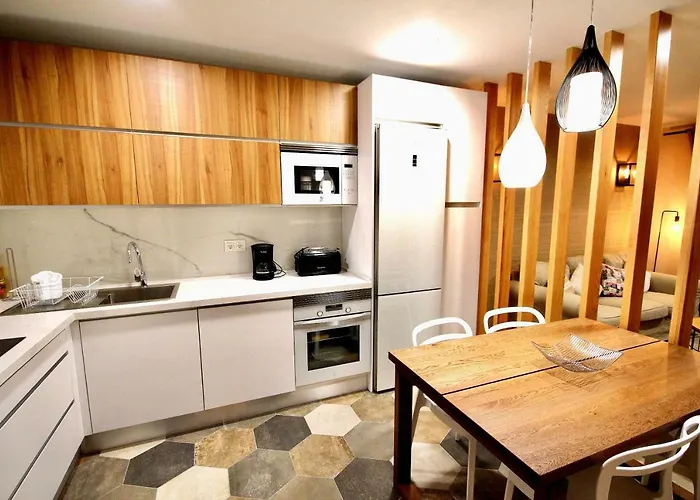 Calle Buenavista 1, Esquina Boulevar Timón.