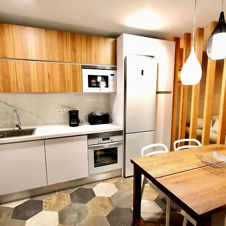 Calle Buenavista 1, Esquina Boulevar Timon.